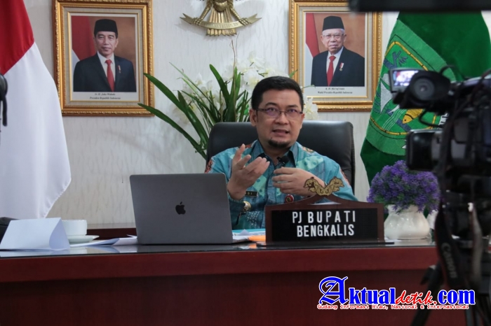 Pj. Bupati Bengkalis Hadiri Innovative Government Award 2020 Secara Virtual